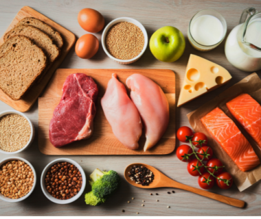 Fabbisogno proteico giornaliero: quante proteine servono davvero?